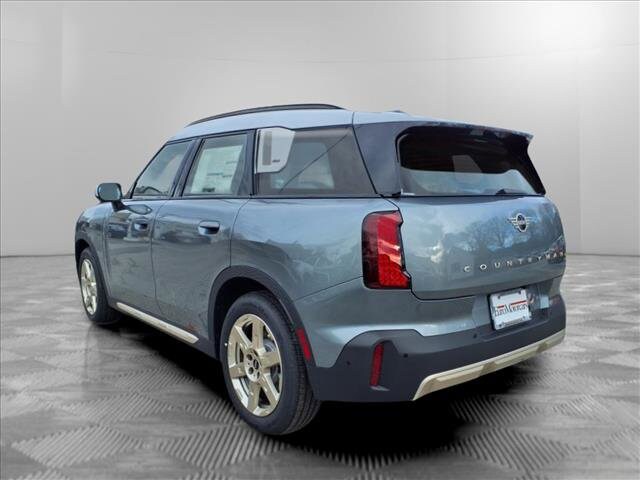 2025 Mini Countryman SE ALL4 Signature photo 3