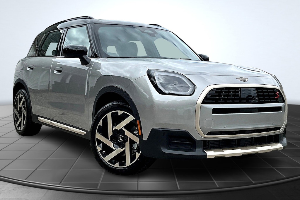 New 2026 MINI Countryman Signature Plus SUV