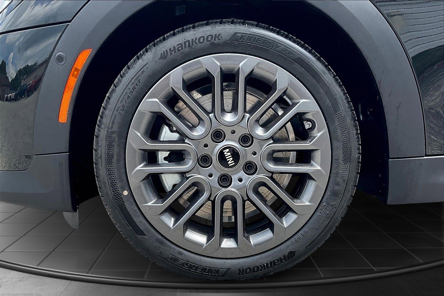2025 MINI Convertible S - Photo 13