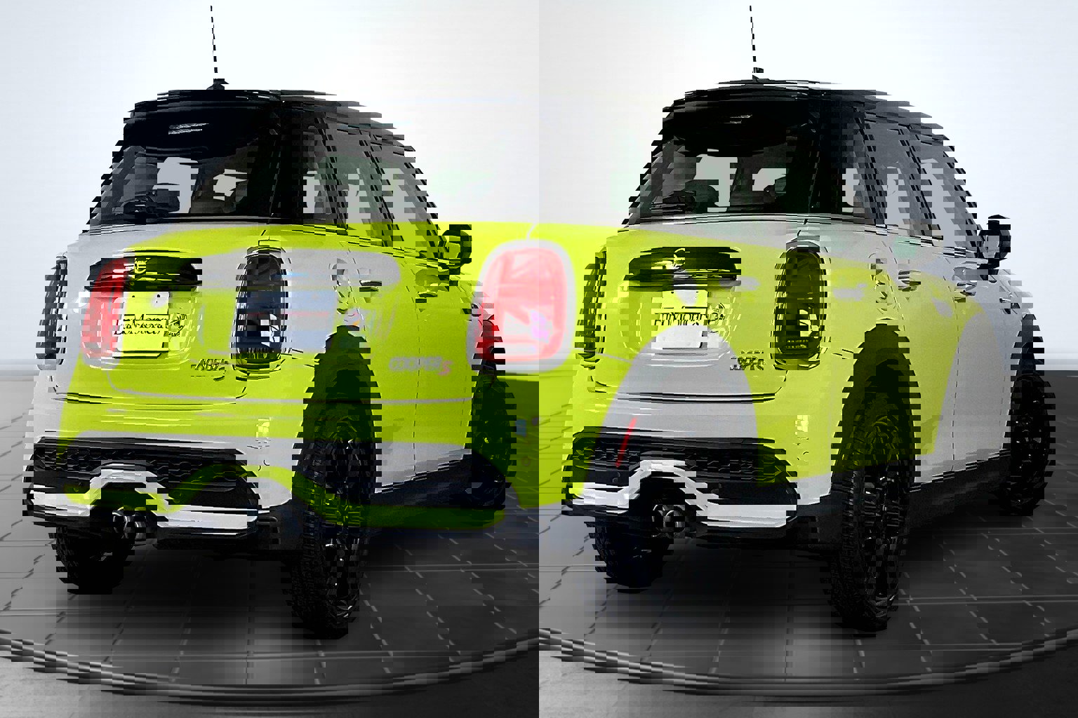 WMW53DK08P2S76682