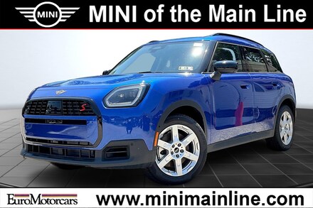 2025 MINI Countryman Iconic SUV