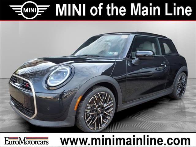 2025 MINI Hardtop 2 Door S's photo