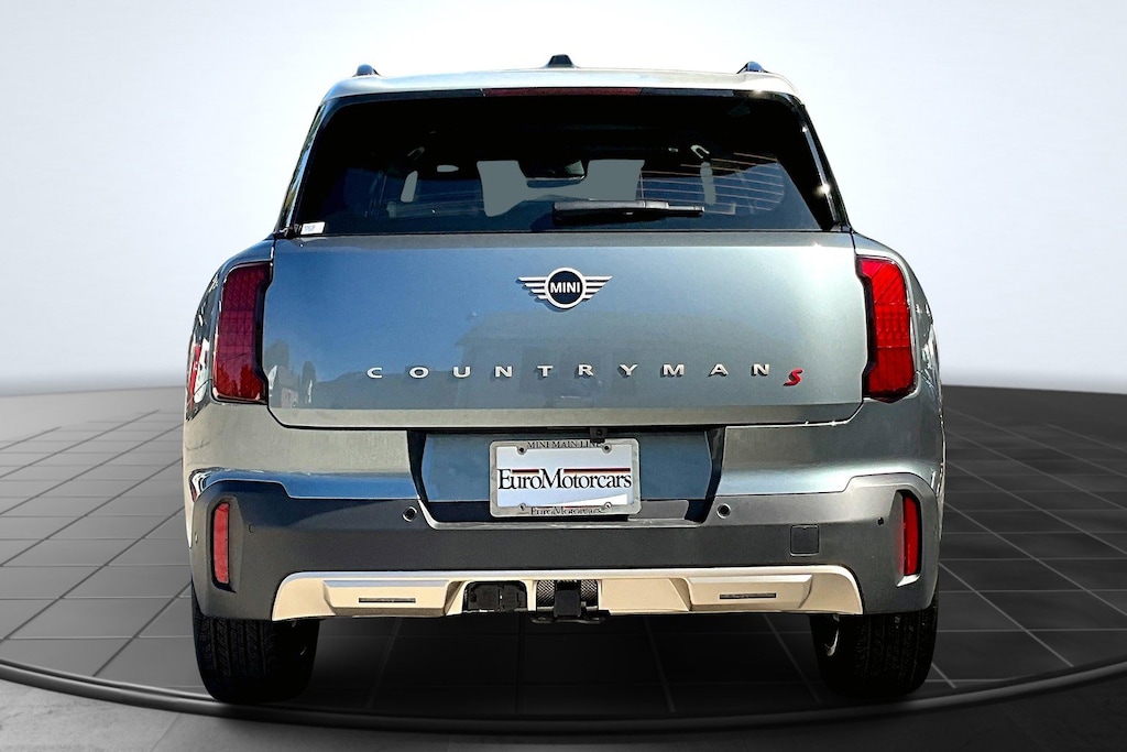 New 2026 MINI Countryman Signature Plus SUV