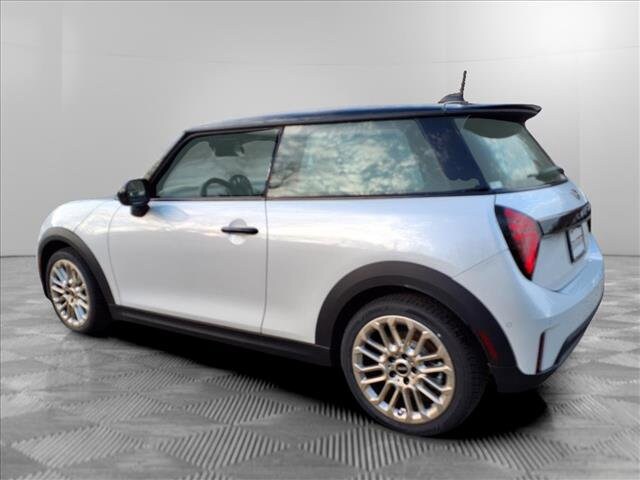 2025 Mini Cooper 2 Door Hardtop S photo 2