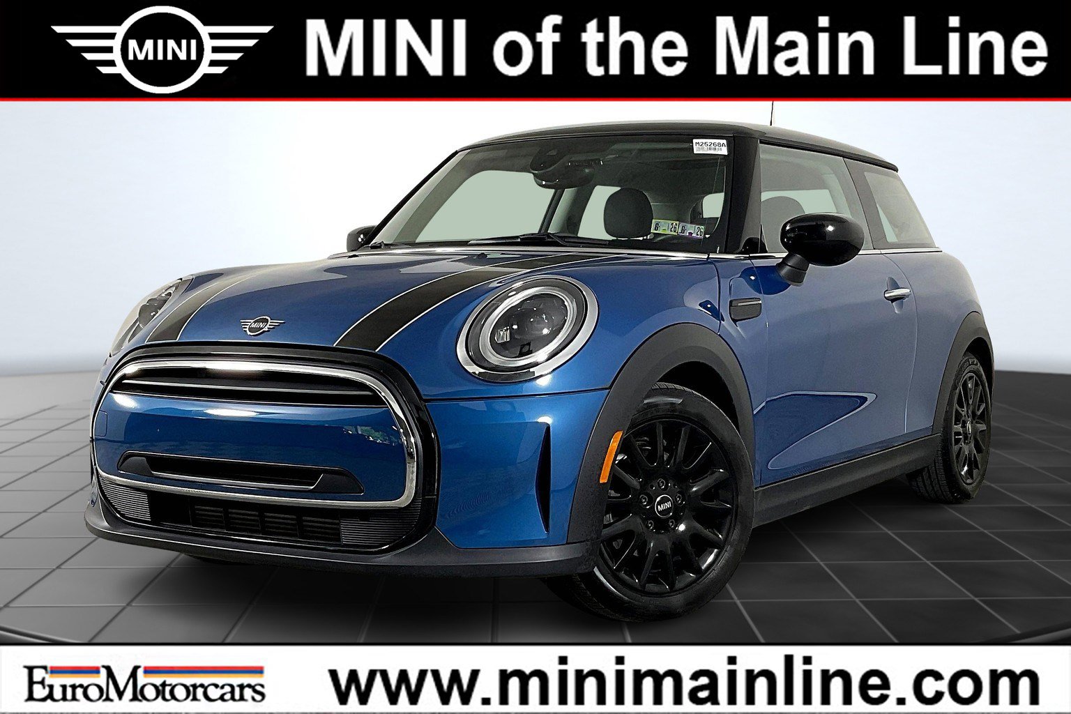 2023 MINI Hardtop 2 Door Base's photo
