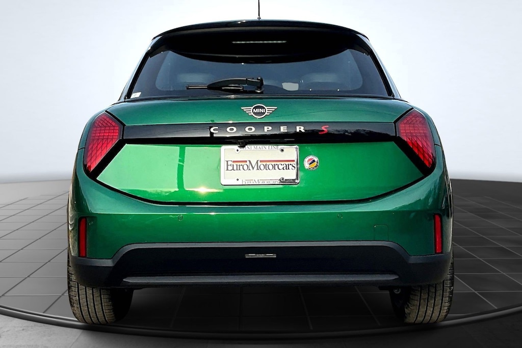 New 2026 MINI 4 Door Signature Plus Hatchback