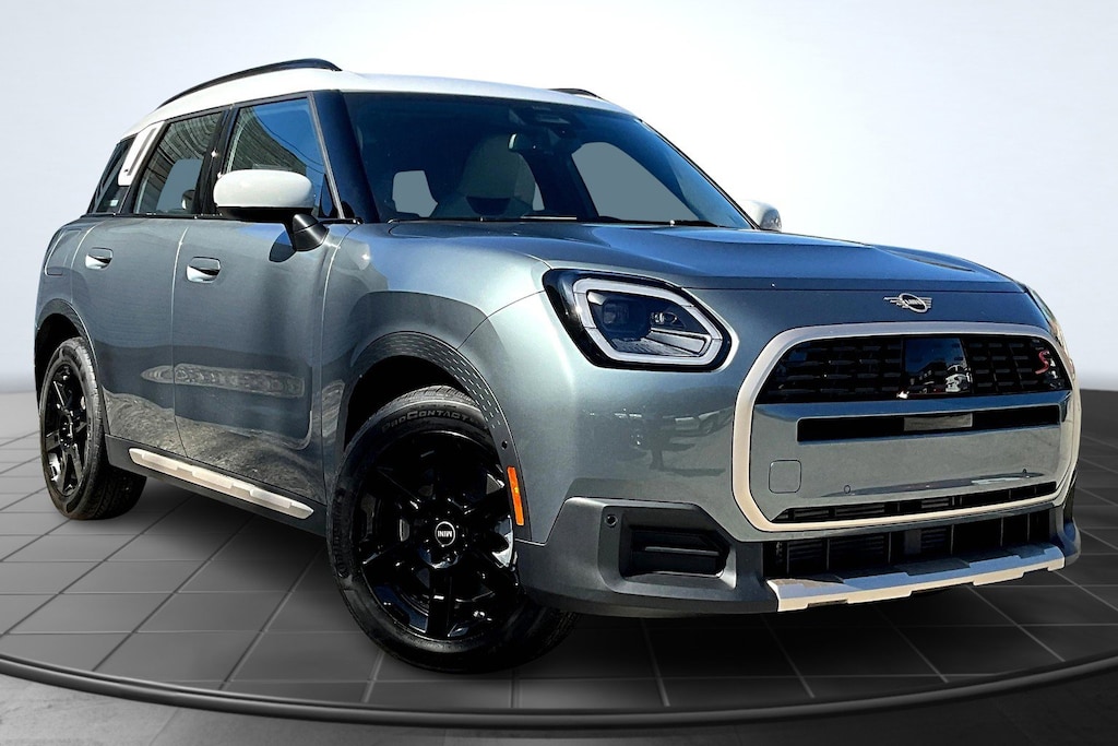 New 2026 MINI Countryman Signature Plus SUV