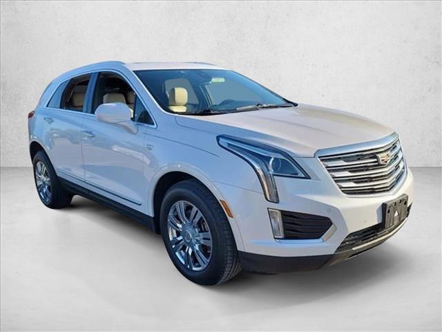 2017 Cadillac XT5 Luxury photo 3