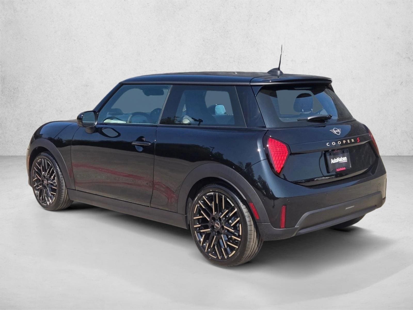 2026 MINI Hardtop 2 Door S - Photo 7