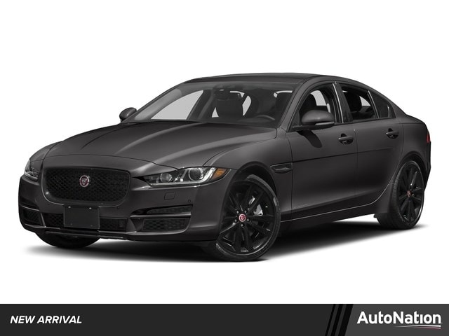 2017 Jaguar XE 25t Premium's photo