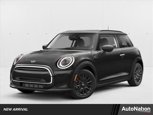 2024 MINI Hardtop Cooper's photo