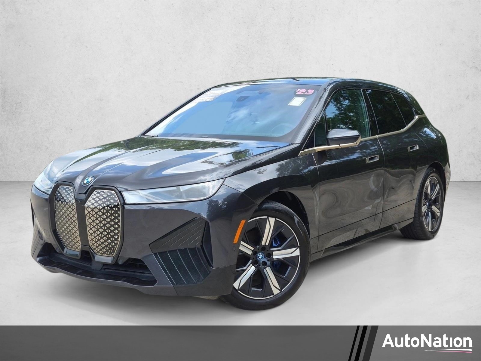 2023 BMW iX