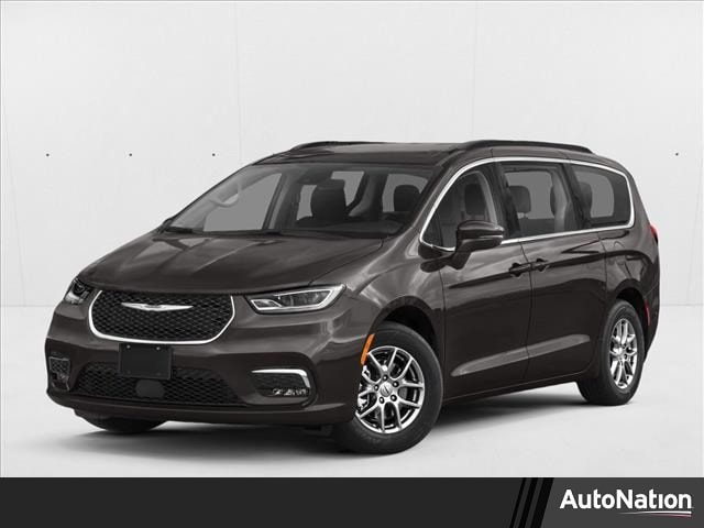 2023 Chrysler Pacifica's photo