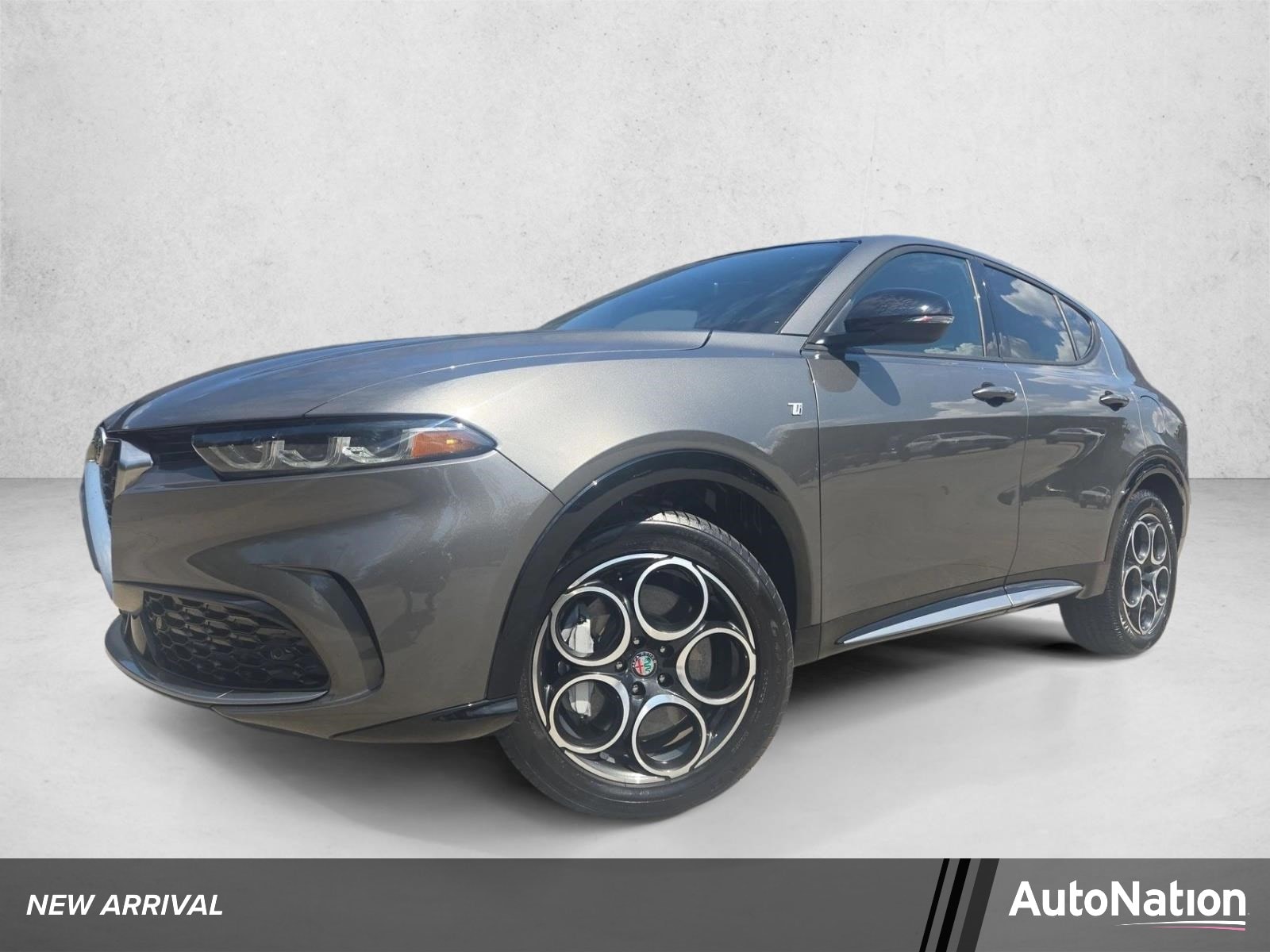 Used 2024 Alfa Romeo Tonale Ti