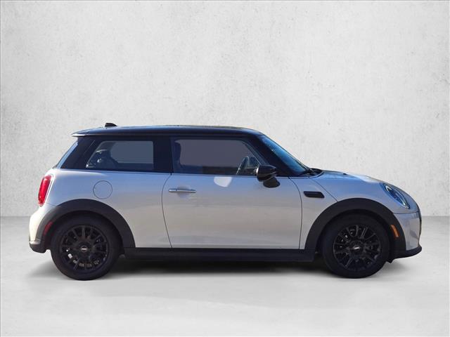 2023 Mini Cooper Hardtop 2 Door photo 3