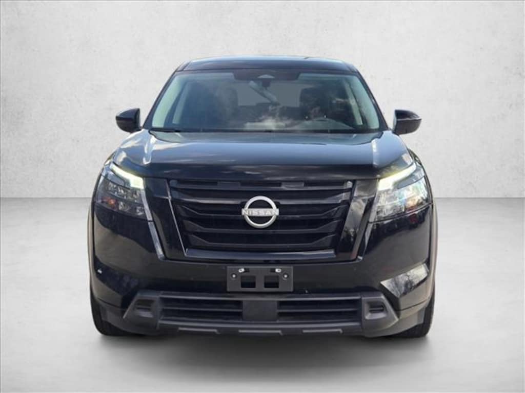 Used 2024 Nissan Pathfinder S Sport Utility