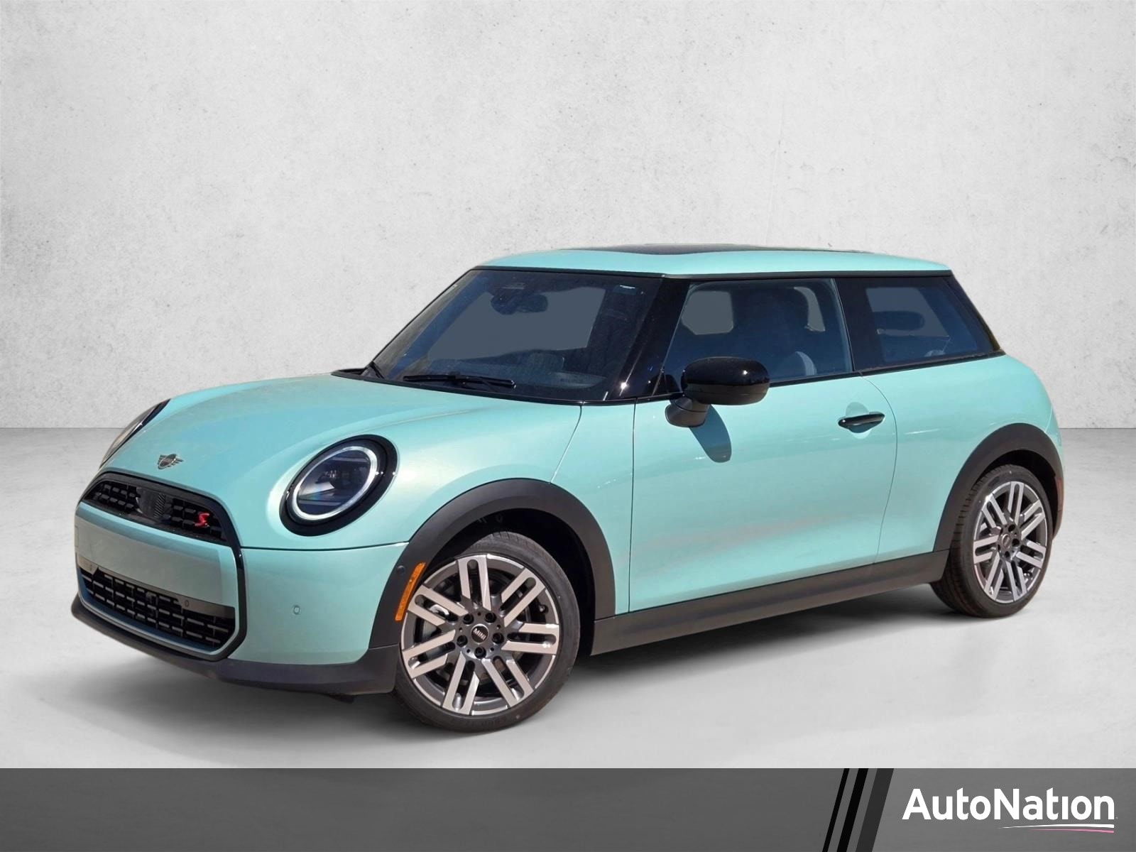2026 MINI Hardtop Cooper S Signature's photo