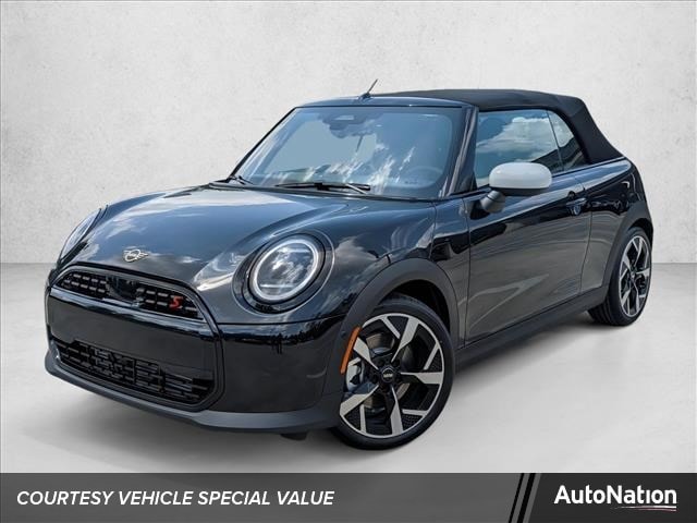 2025 MINI Convertible S's photo