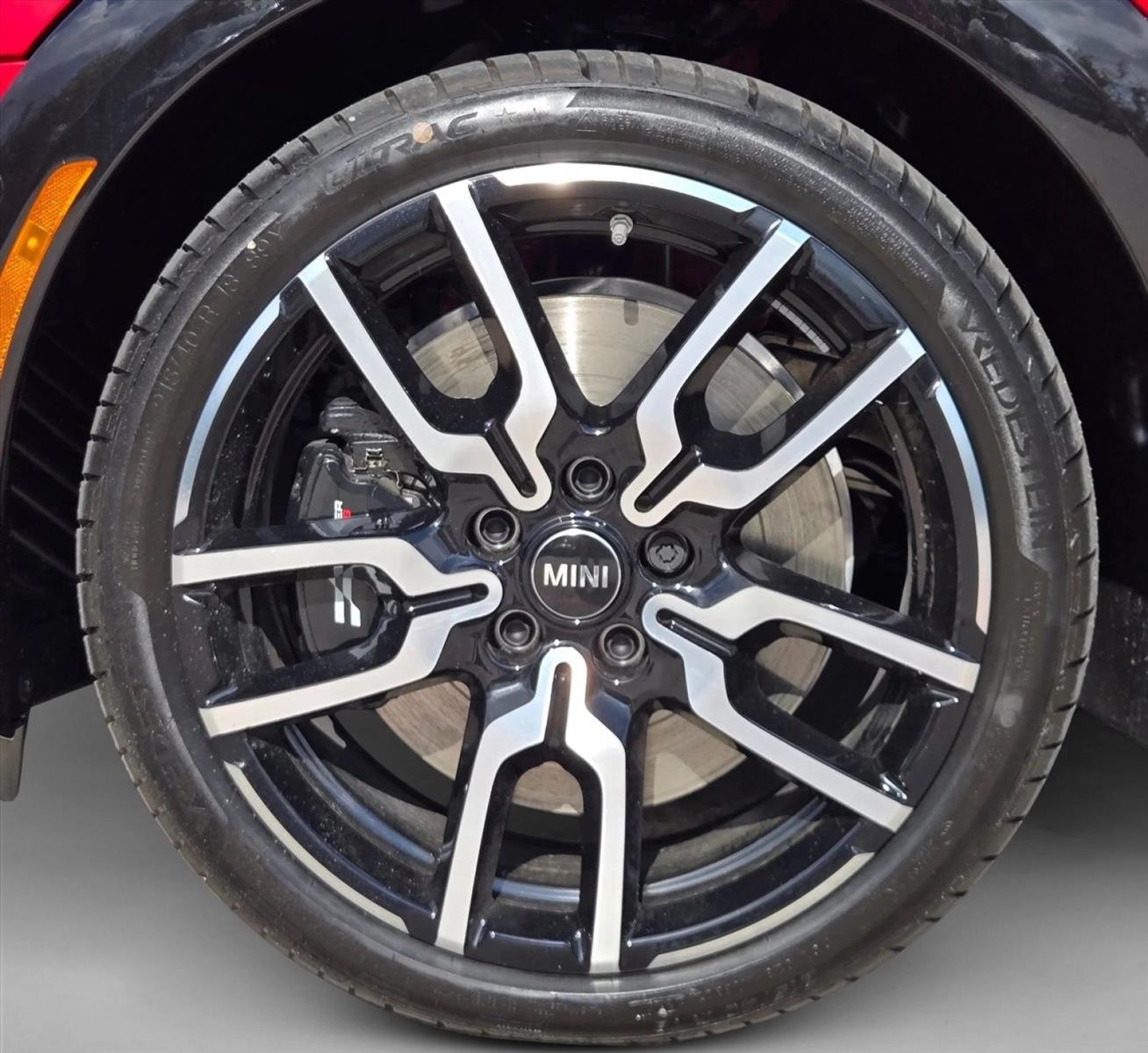 2026 MINI Convertible S - Photo 17