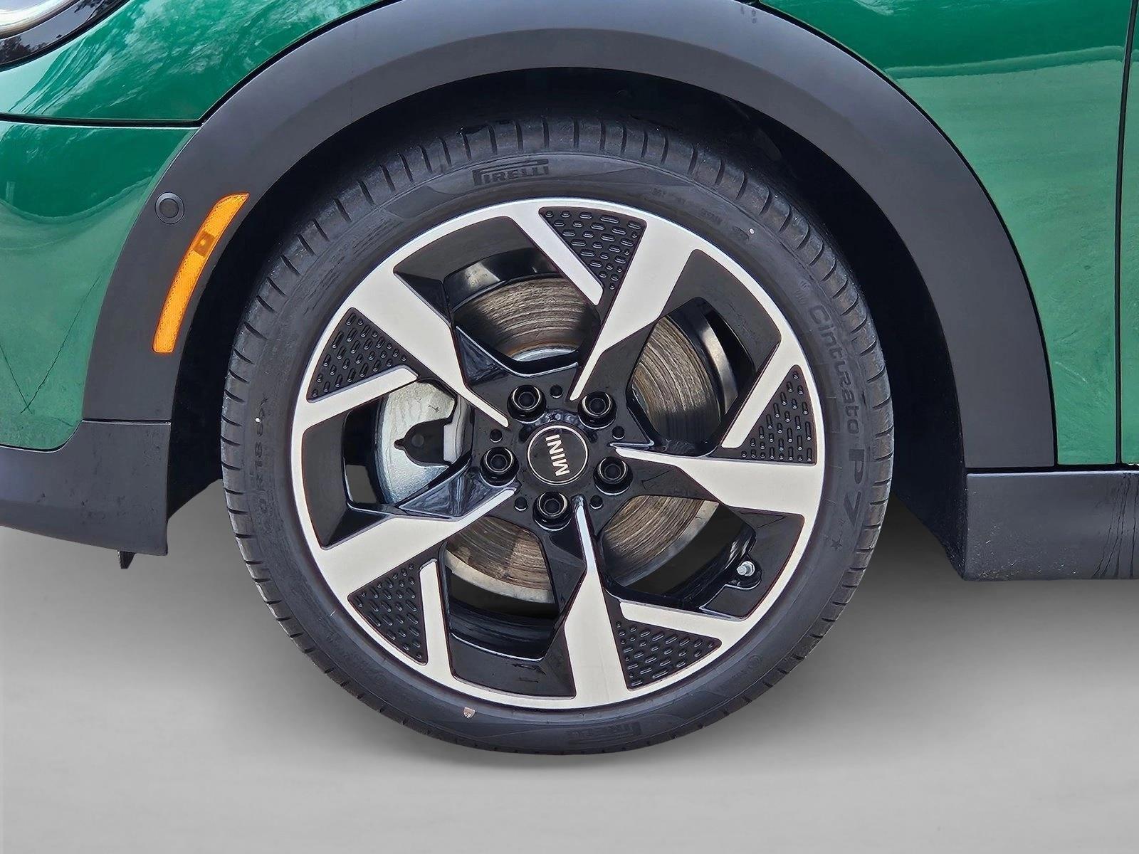 2026 MINI Hardtop 2 Door - Photo 11
