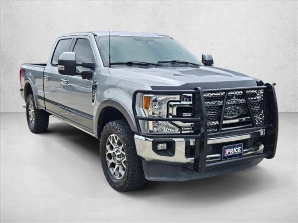 Used 2022 Ford F-250 LARIAT Crew Cab Pickup