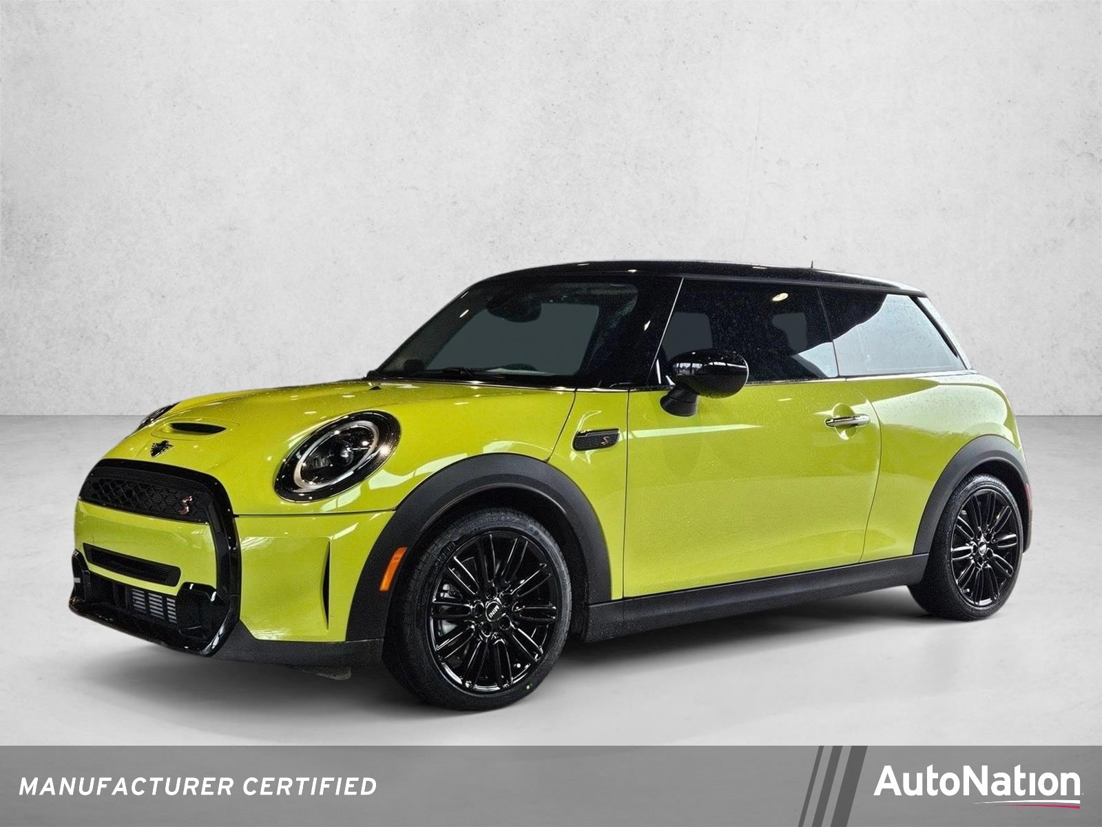 2024 MINI Hardtop Cooper S's photo