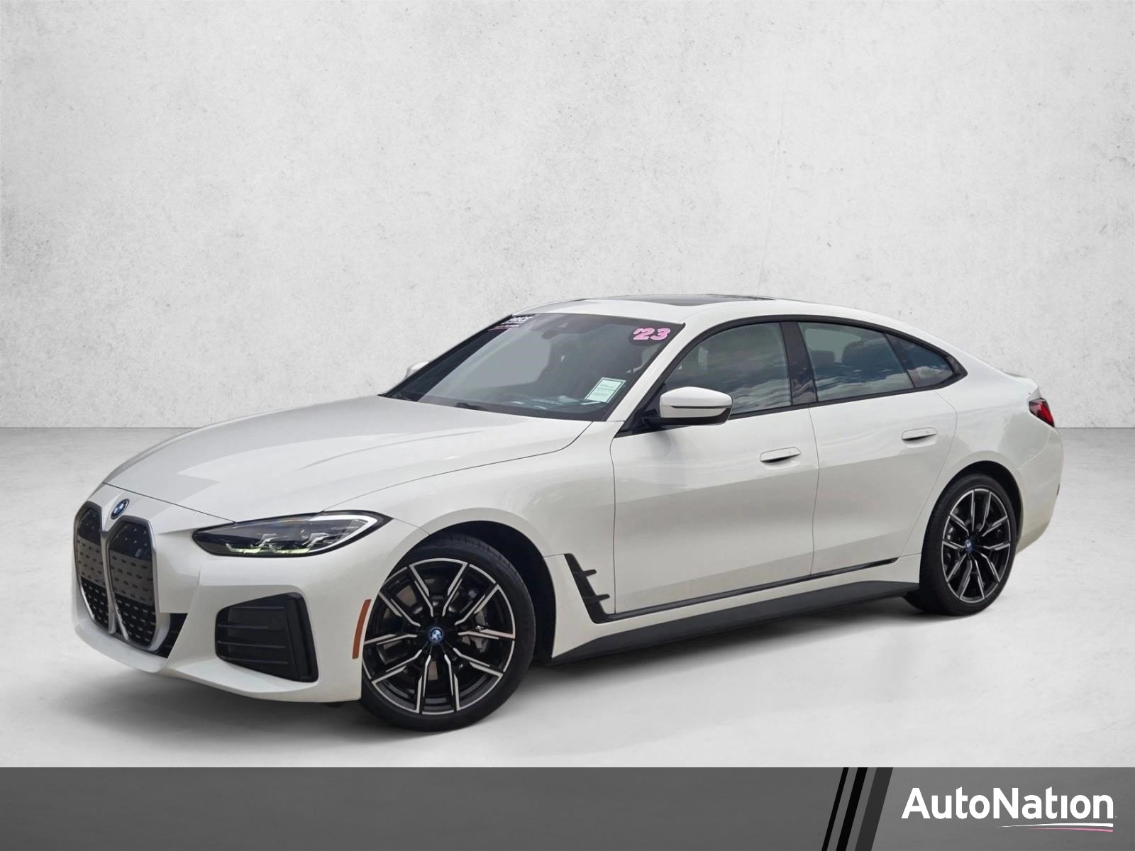 2023 BMW i4 eDrive40's photo