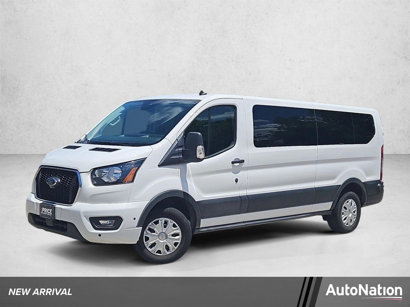 2024 Ford Transit 350 XLT Low Roof Sliding Pass. 148's photo