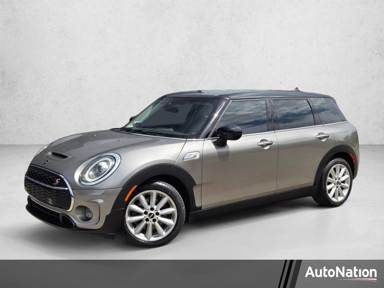 2020 MINI Clubman Cooper S's photo
