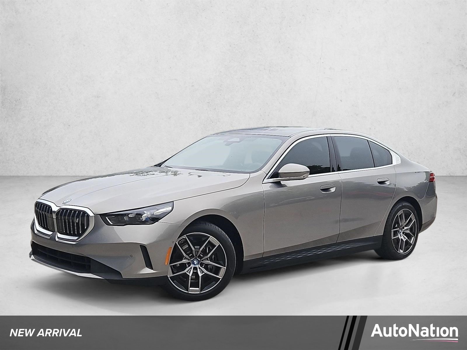 2024 BMW i5 eDrive40's photo