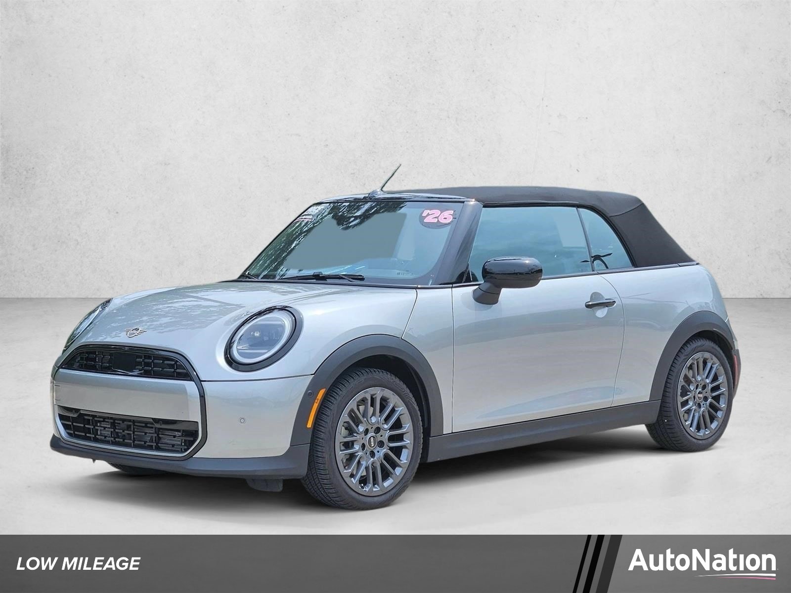 2026 MINI Convertible Cooper Signature's photo