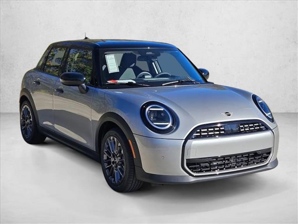 New 2026 MINI Hardtop 4 Door Cooper 4dr Car
