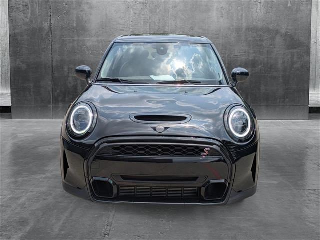 Certified 2022 MINI Hardtop 4 Door S with VIN WMW53DK06N2S38462 for sale in Conroe, TX