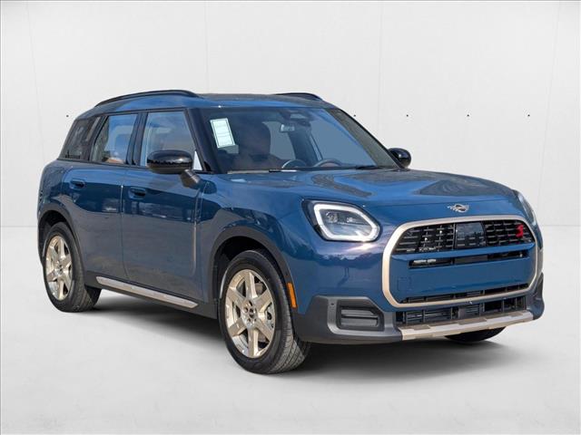 2025 Mini Countryman ALL4 Signature photo 3
