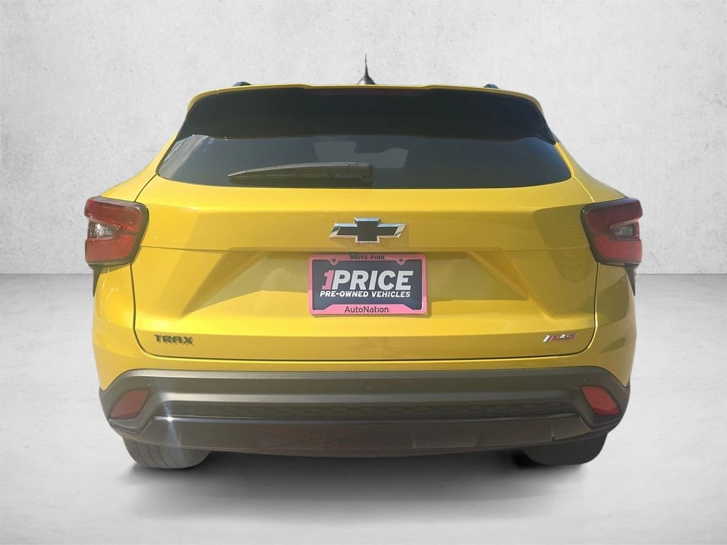 Used 2025 Chevrolet Trax 2RS Sport Utility