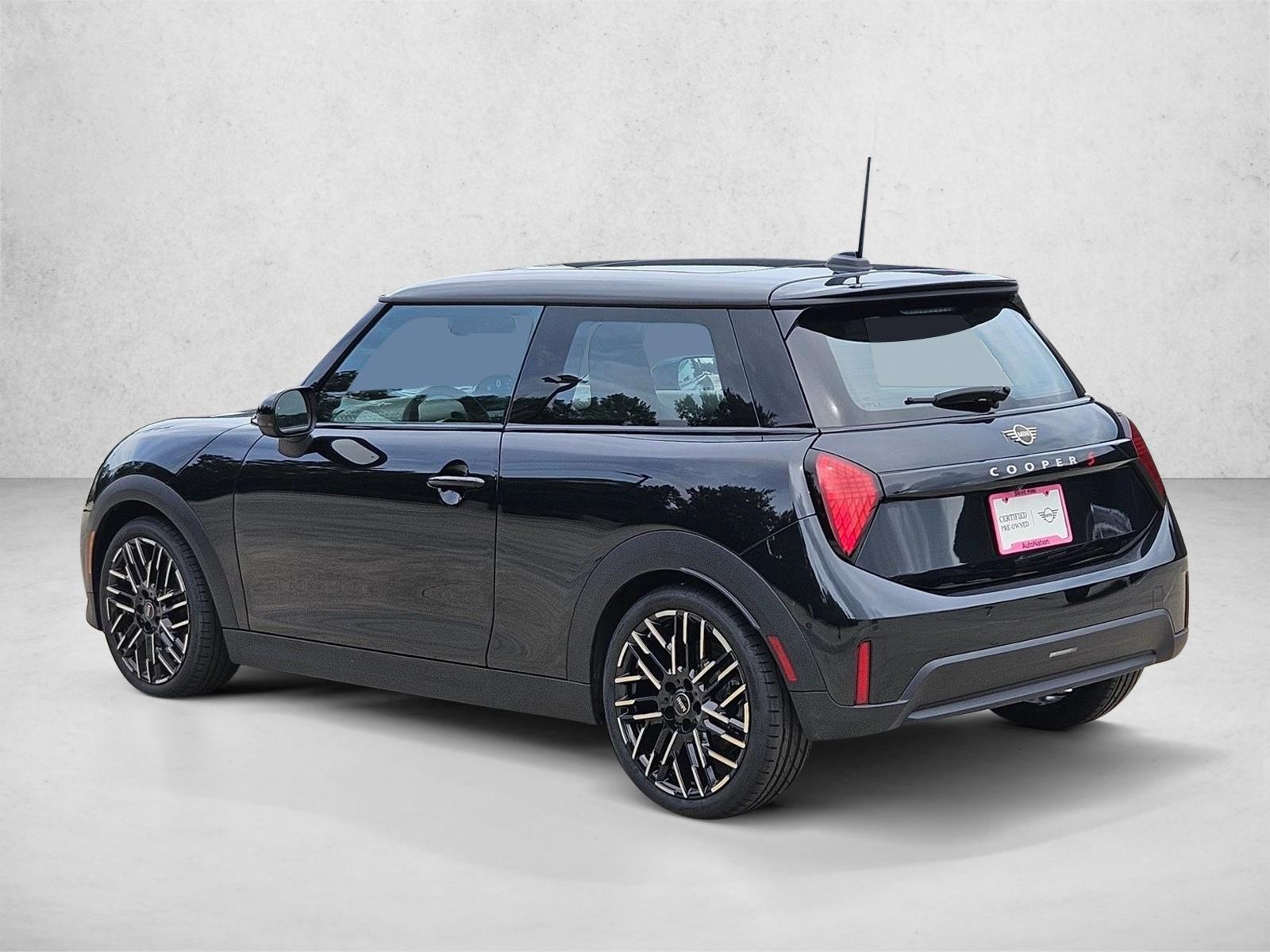 2026 MINI Hardtop 2 Door S - Photo 7