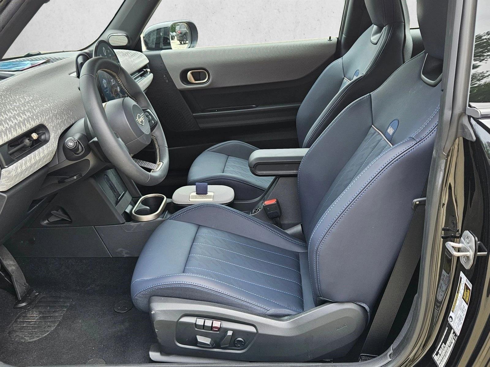 2026 MINI Hardtop 2 Door S - Photo 16