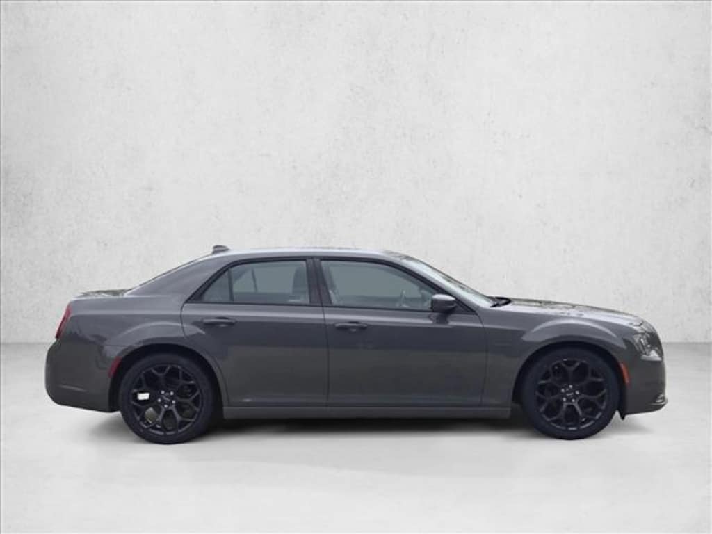 Used 2019 Chrysler 300 300S 4dr Car