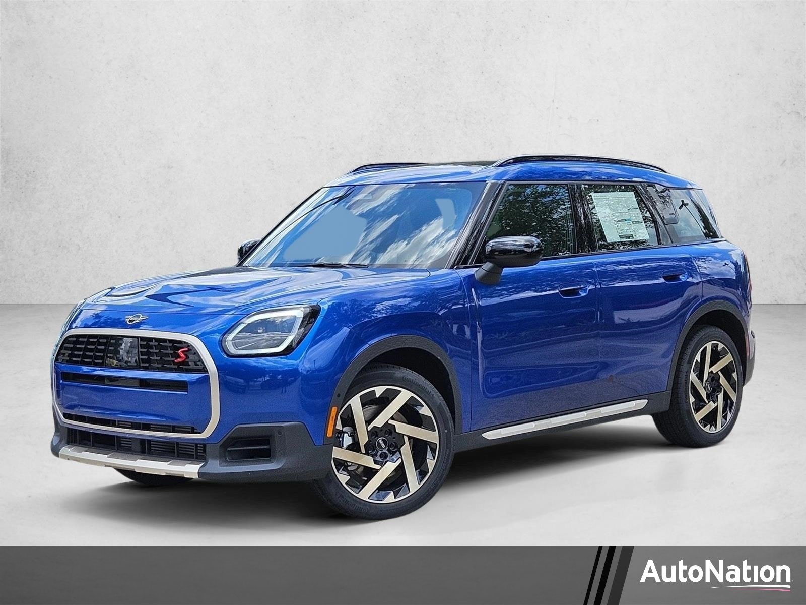 2027 MINI Countryman's photo