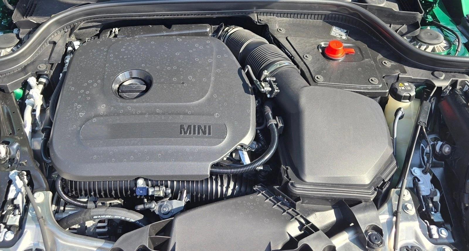 2026 MINI Convertible S - Photo 17