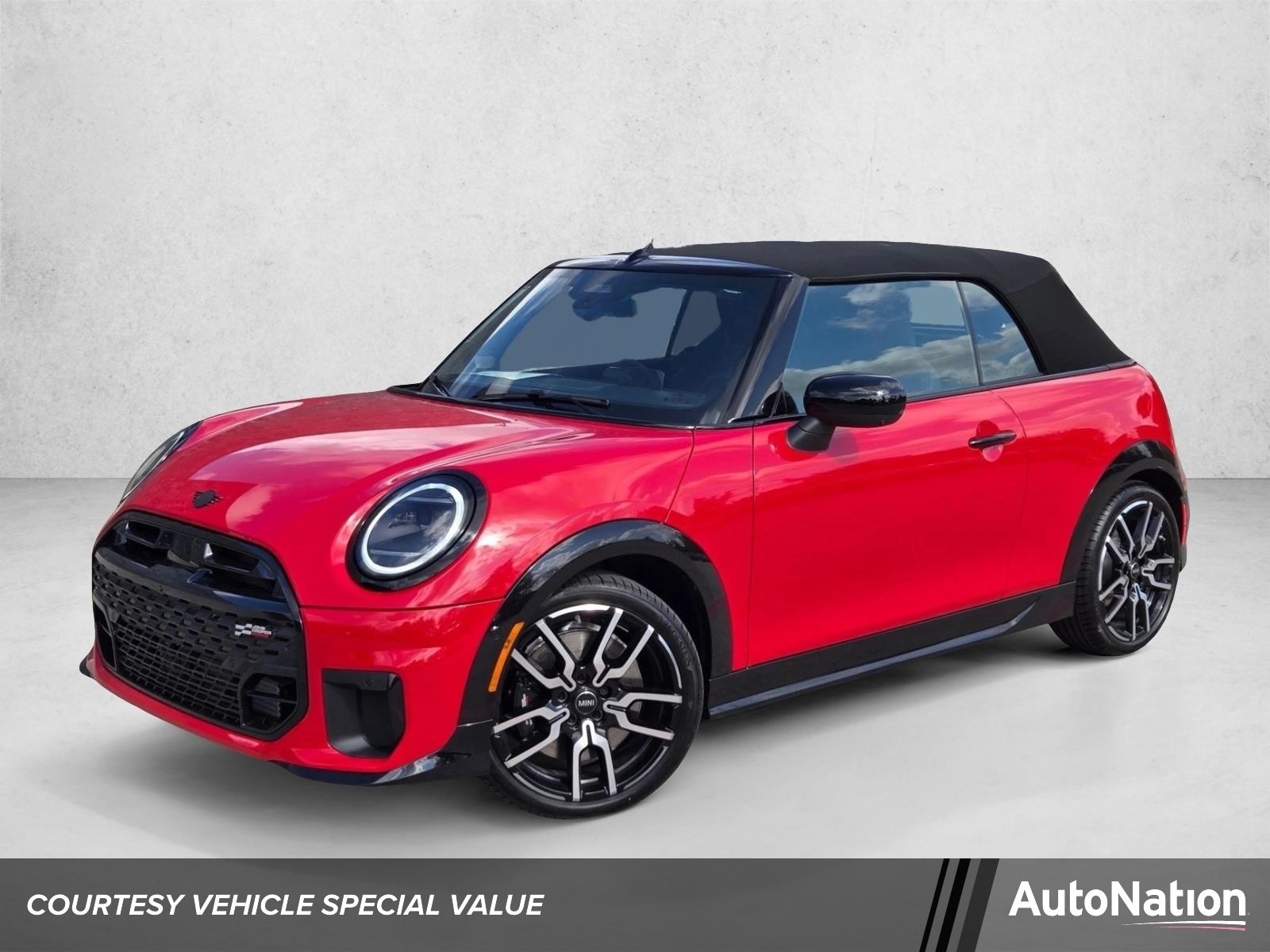 2026 MINI Convertible Cooper S's photo