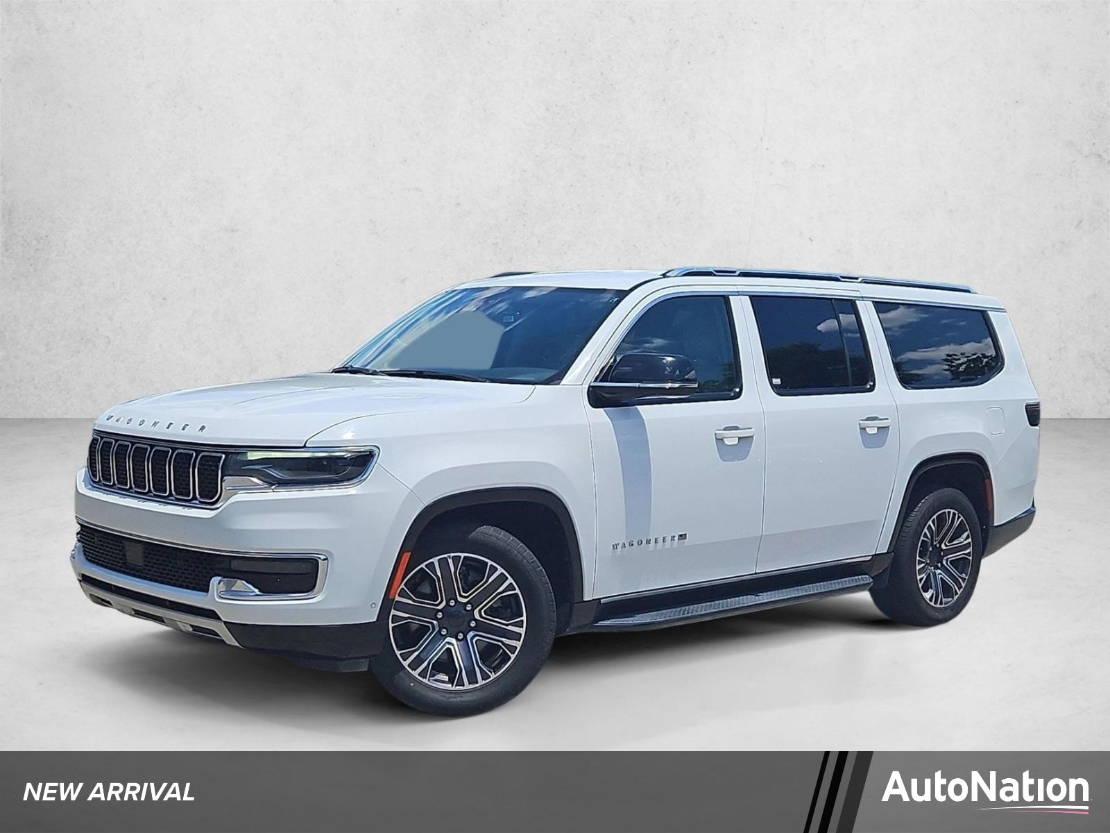 2024 Jeep Wagoneer L's photo