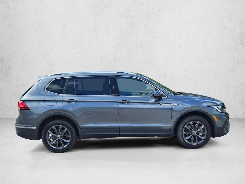 Used 2023 Volkswagen Tiguan SE Sport Utility