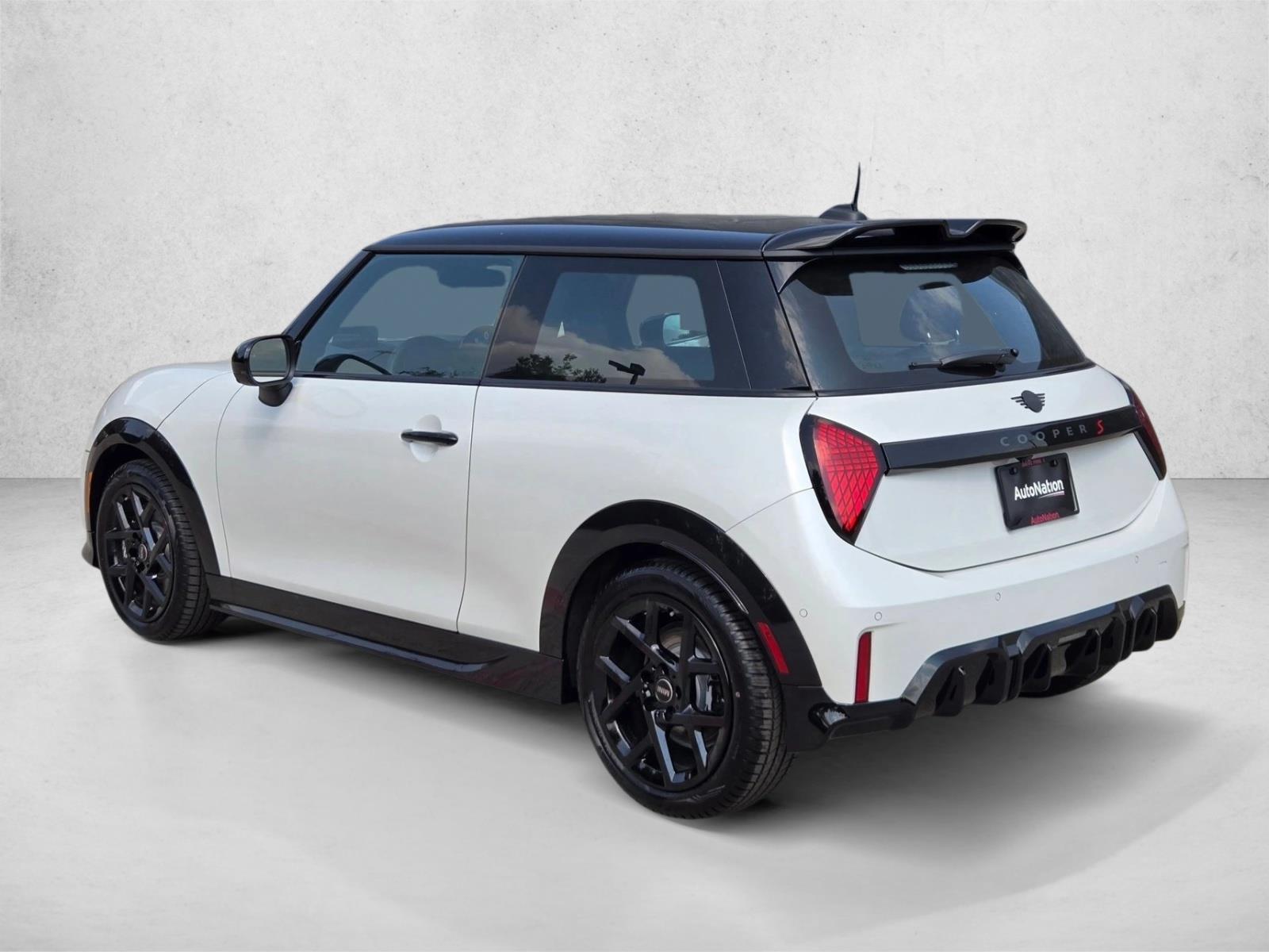 2026 MINI Hardtop 2 Door S - Photo 6