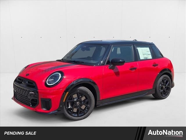 2026 MINI Hardtop 4 Door S's photo