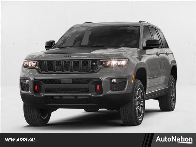 2022 Jeep Grand Cherokee Overland's photo