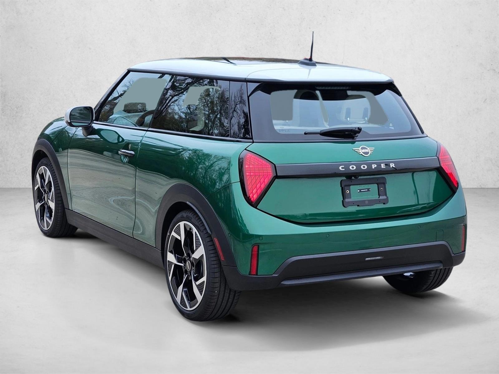 2026 MINI Hardtop 2 Door - Photo 9