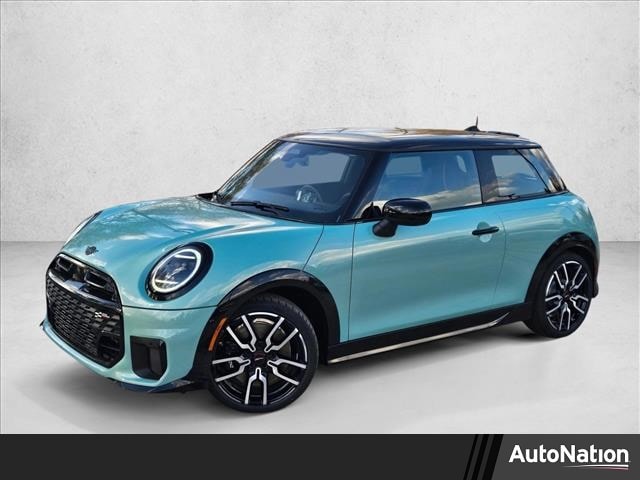 2026 MINI Hardtop 2 Door S's photo
