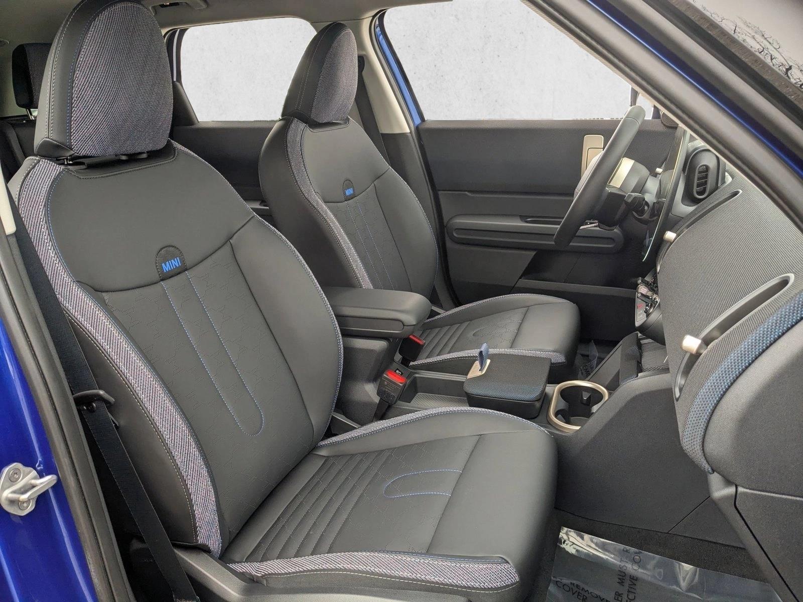 2025 MINI Countryman S - Photo 23