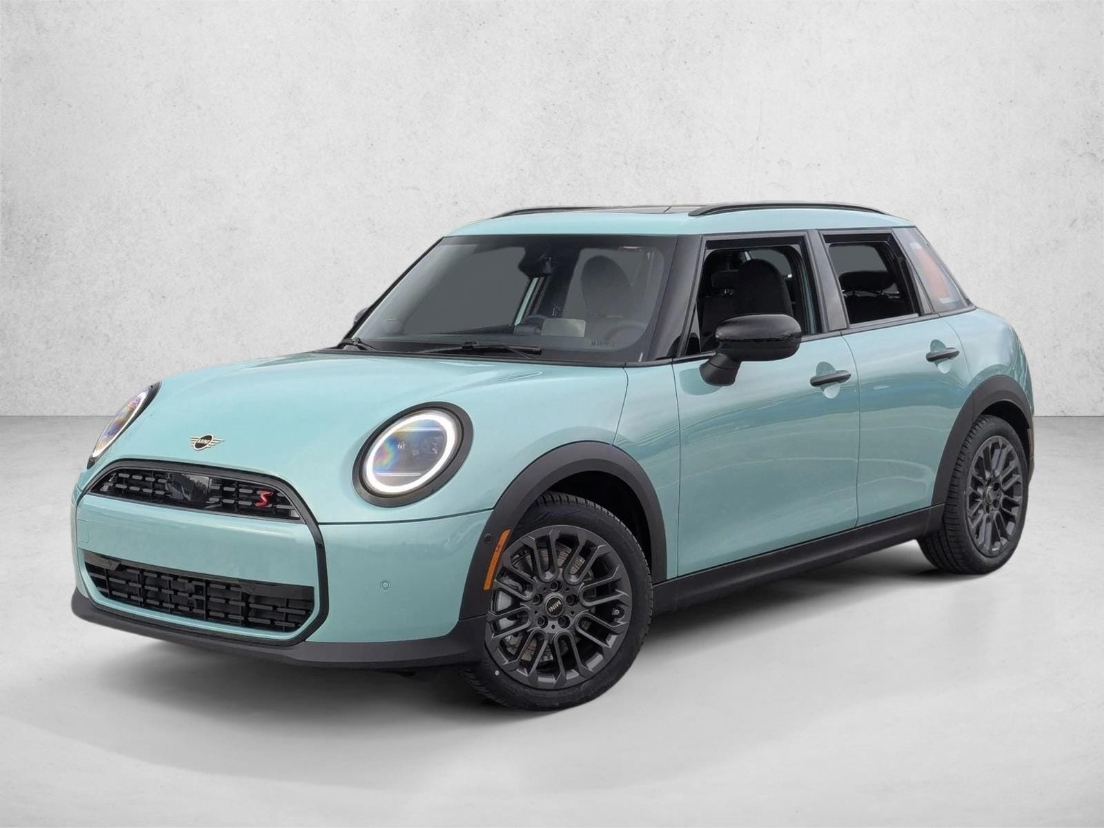 2026 MINI Hardtop 4 Door S's photo